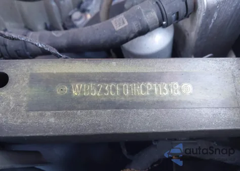 2024 BMW Ix xDrive50 z USA, uszkodzony, nr VIN WB523CF01RCP11318